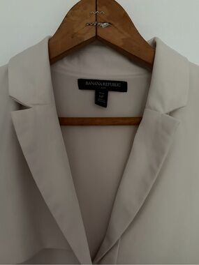 Banana Republic Light Cream Tailored Blazer